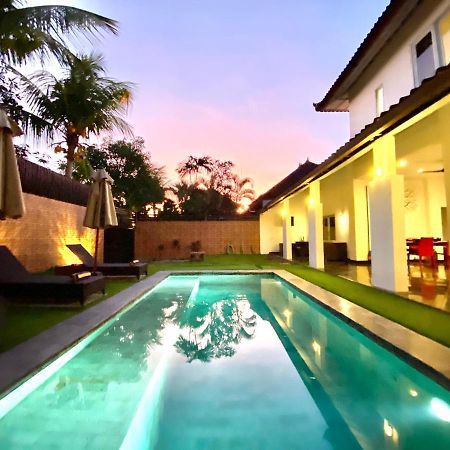 Villa Julia | Heart Of Seminyak | 350M Beach Exterior foto